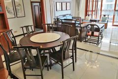 新中式家具電動餐桌椅高度在哪個范圍才合適？